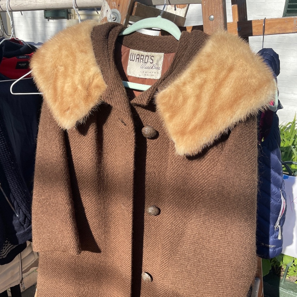 Vintage “wards” Lewiston Maine women wool coat